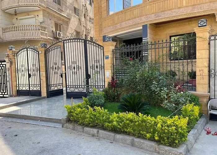 Luxury Apartments Beside Mall Of Arabia And Dar Al-Fouad Hospital - Families Only- No Alcoholic Beverages