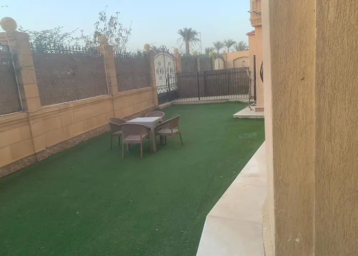 Luxury Apartments Beside Mall Of Arabia And Dar Al-Fouad Hospital - Families Only- No Alcoholic Beverages
