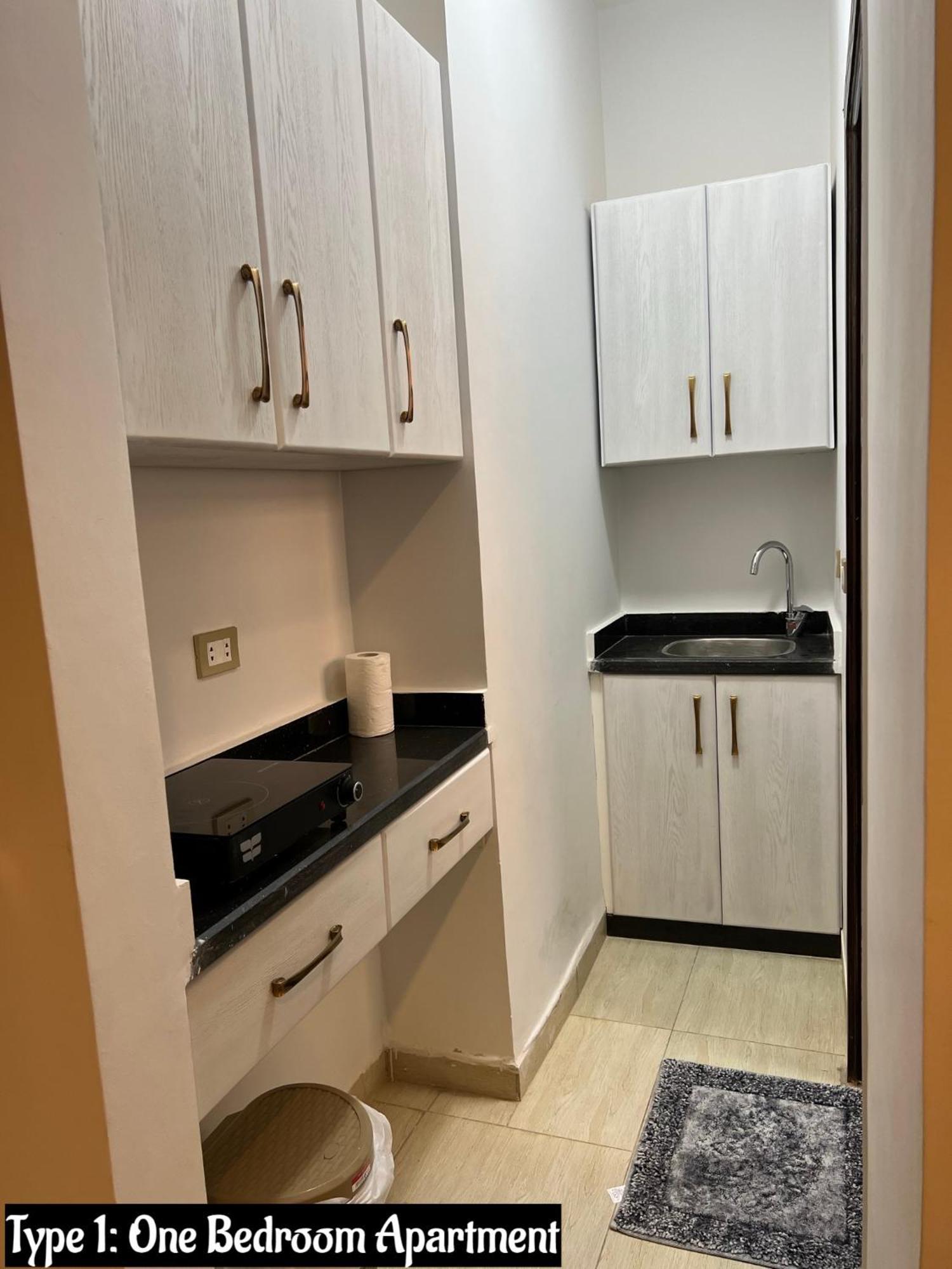 Luxury Beside Mall Of Arabia And Dar Al-fouad Hospital - Families Only- No Alcoholic Beverages *