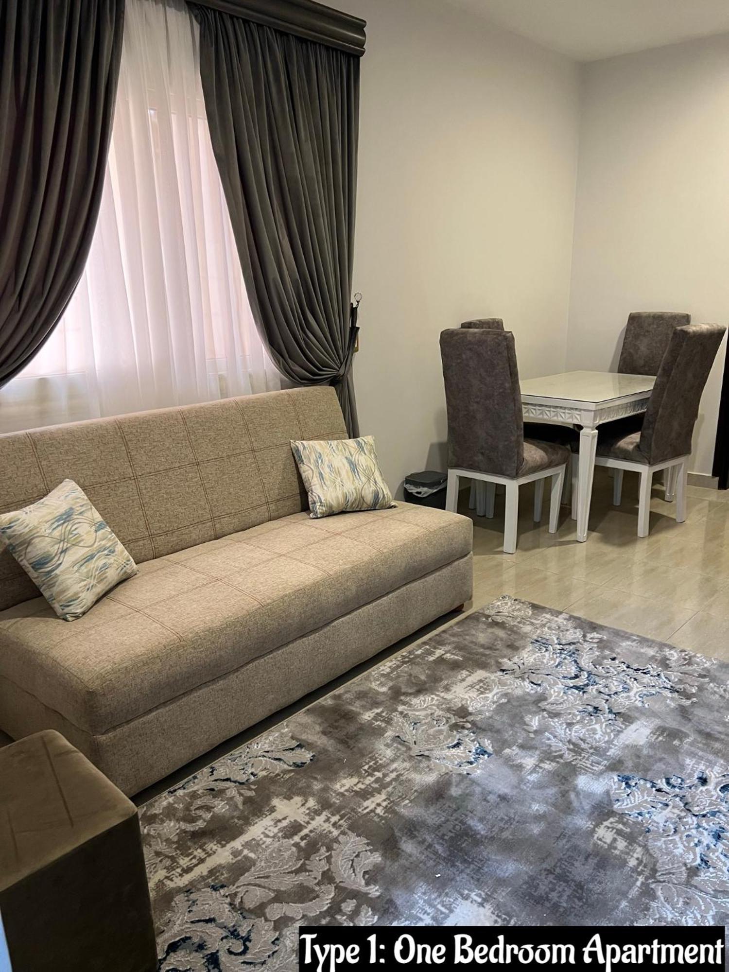 Luxury Beside Mall Of Arabia And Dar Al-fouad Hospital - Families Only- No Alcoholic Beverages *