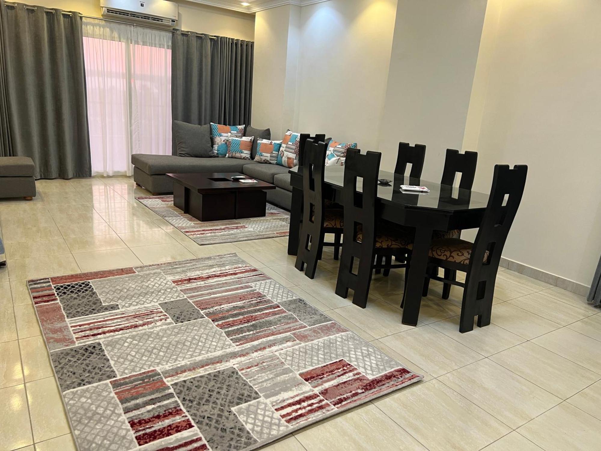 Luxury Beside Mall Of Arabia And Dar Al-fouad Hospital - Families Only- No Alcoholic Beverages Apartment 6th of October City