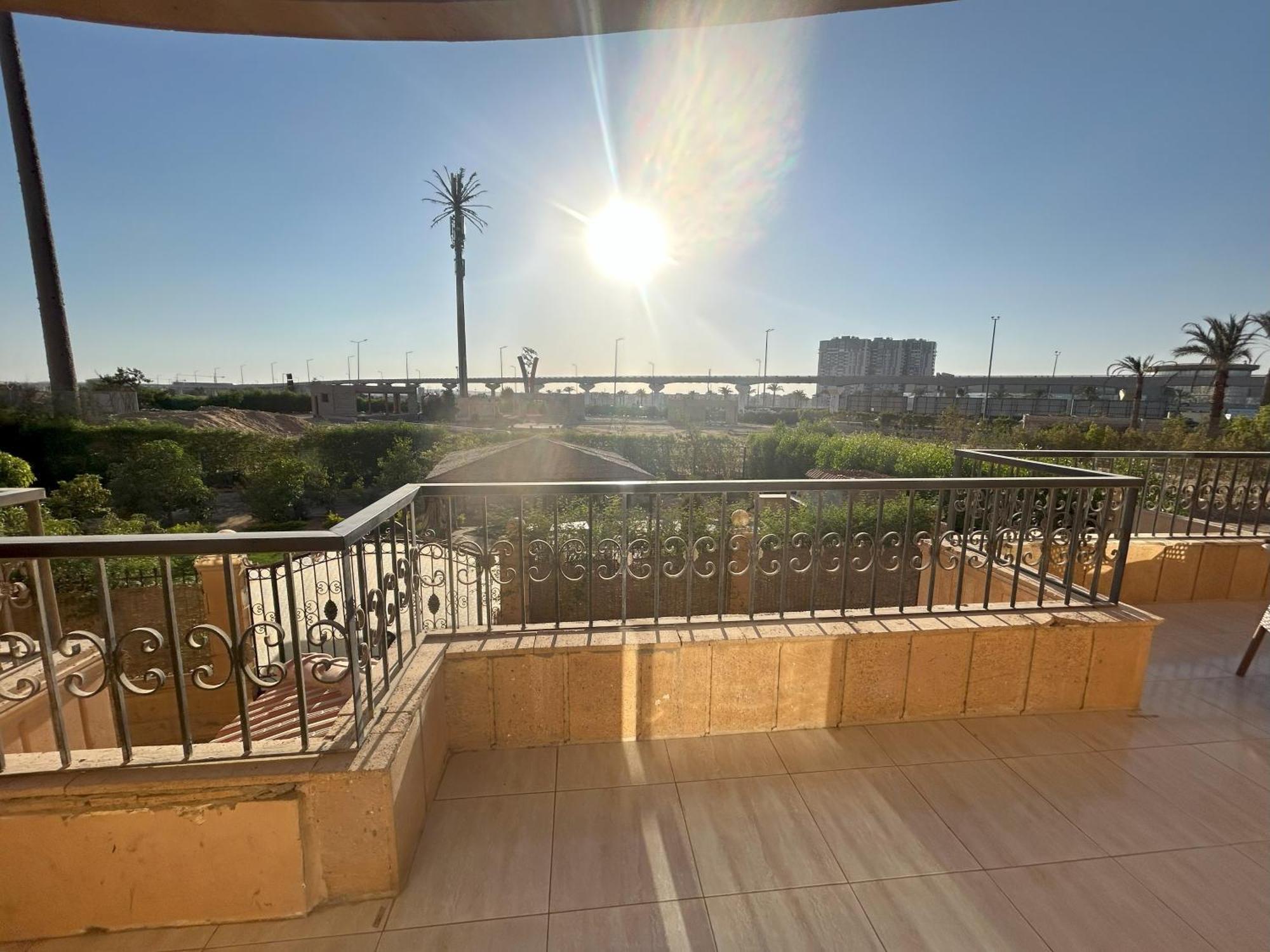 Luxury Beside Mall Of Arabia And Dar Al-fouad Hospital - Families Only- No Alcoholic Beverages Apartment