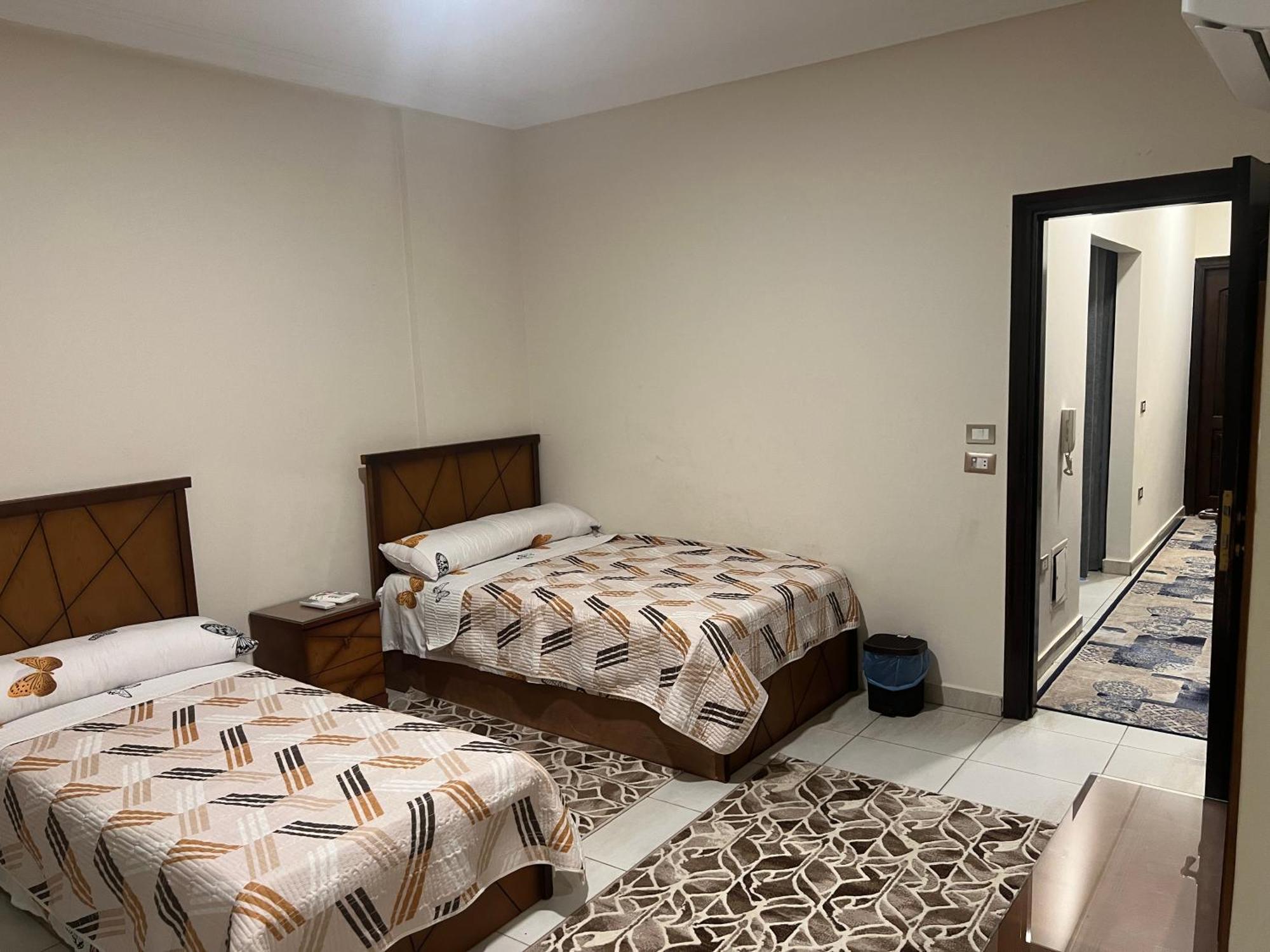 Luxury Beside Mall Of Arabia And Dar Al-fouad Hospital - Families Only- No Alcoholic Beverages Apartment 6th of October City