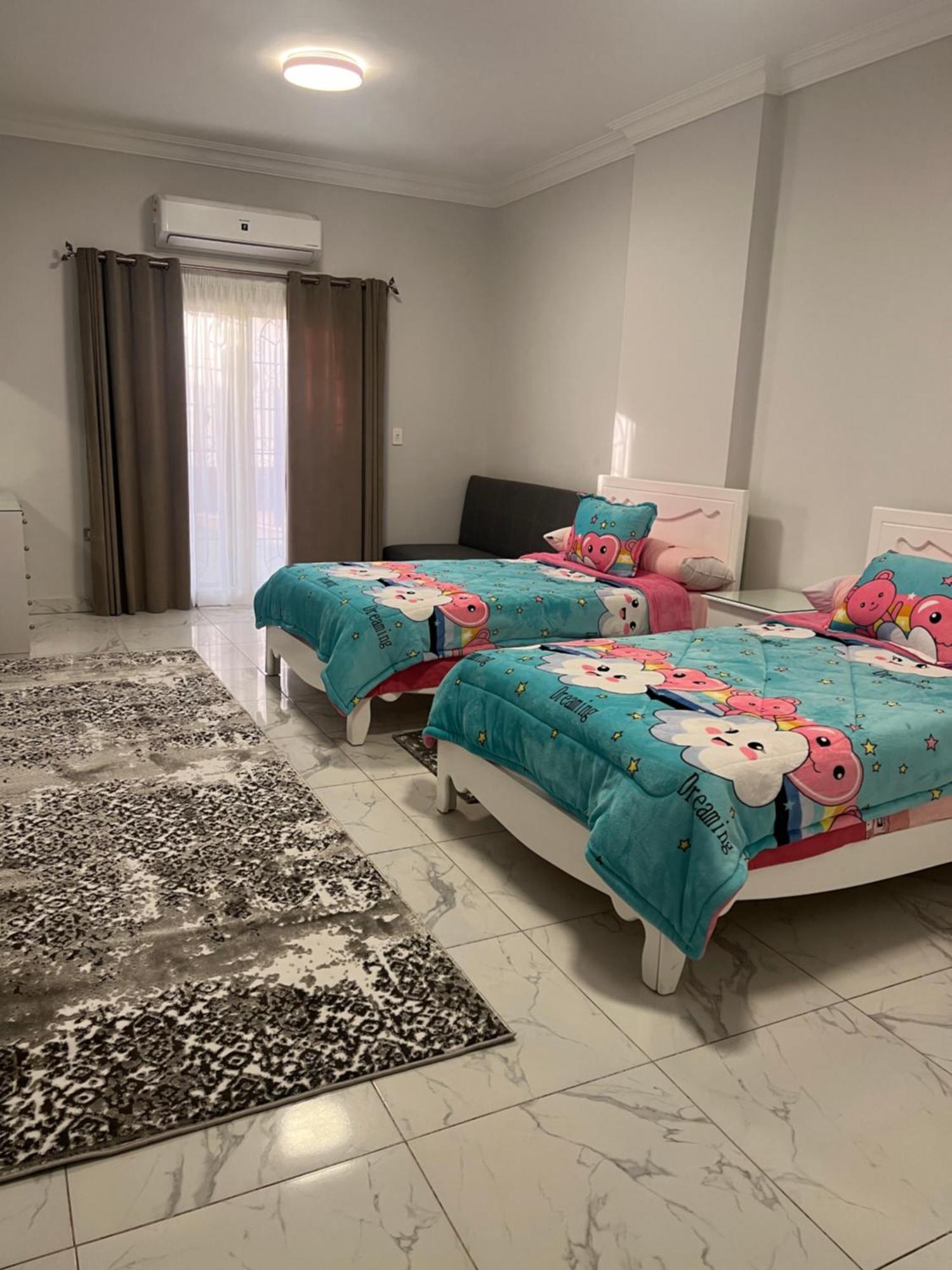 Appartement Luxury Beside Mall Of Arabia And Dar Al-fouad Hospital - Families Only- No Alcoholic Beverages