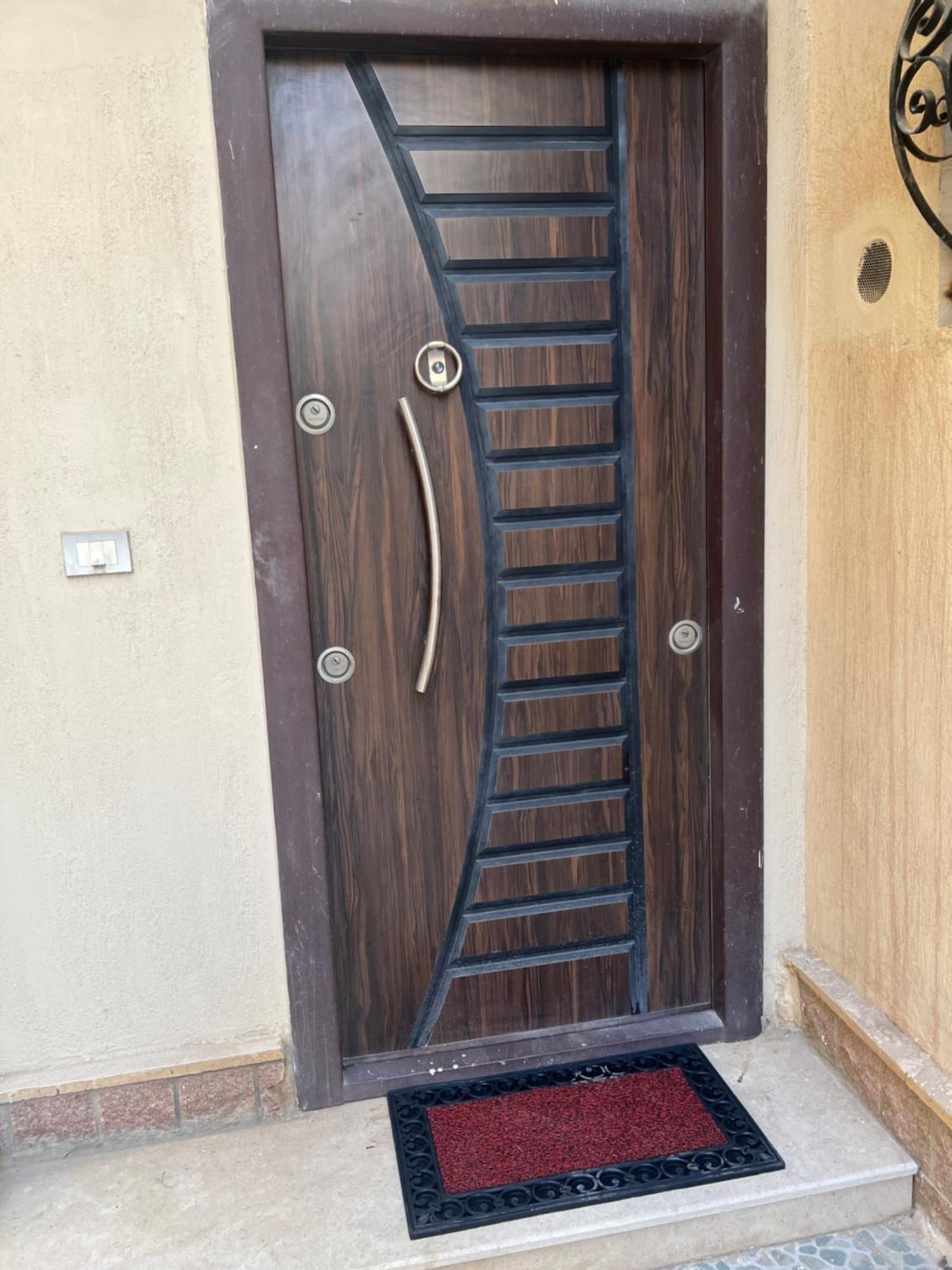 Apartment Luxury Beside Mall Of Arabia And Dar Al-fouad Hospital - Families Only- No Alcoholic Beverages